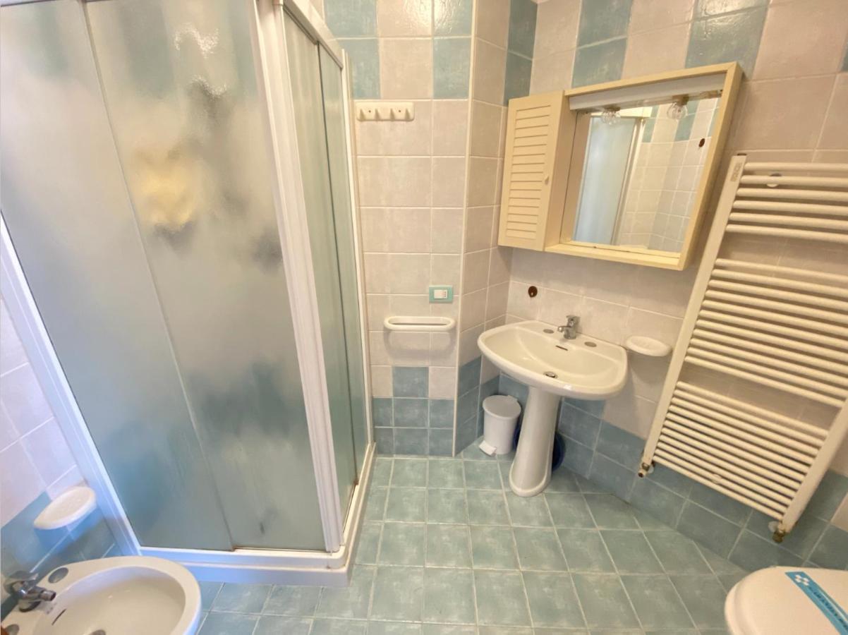 Appartamenti Adriana Carraro Immobiliare - Family Apartments Лидо ди Йезоло Екстериор снимка
